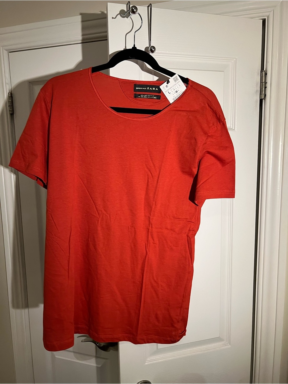 Zara Men’s Red-Orange Short Sleeve Crewneck T-Shirt